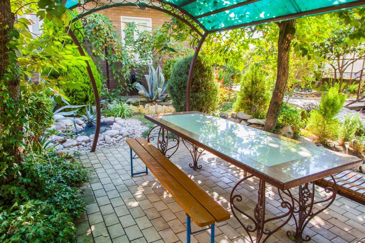 Primorie Guest House Tsandrypsj Buitenkant foto